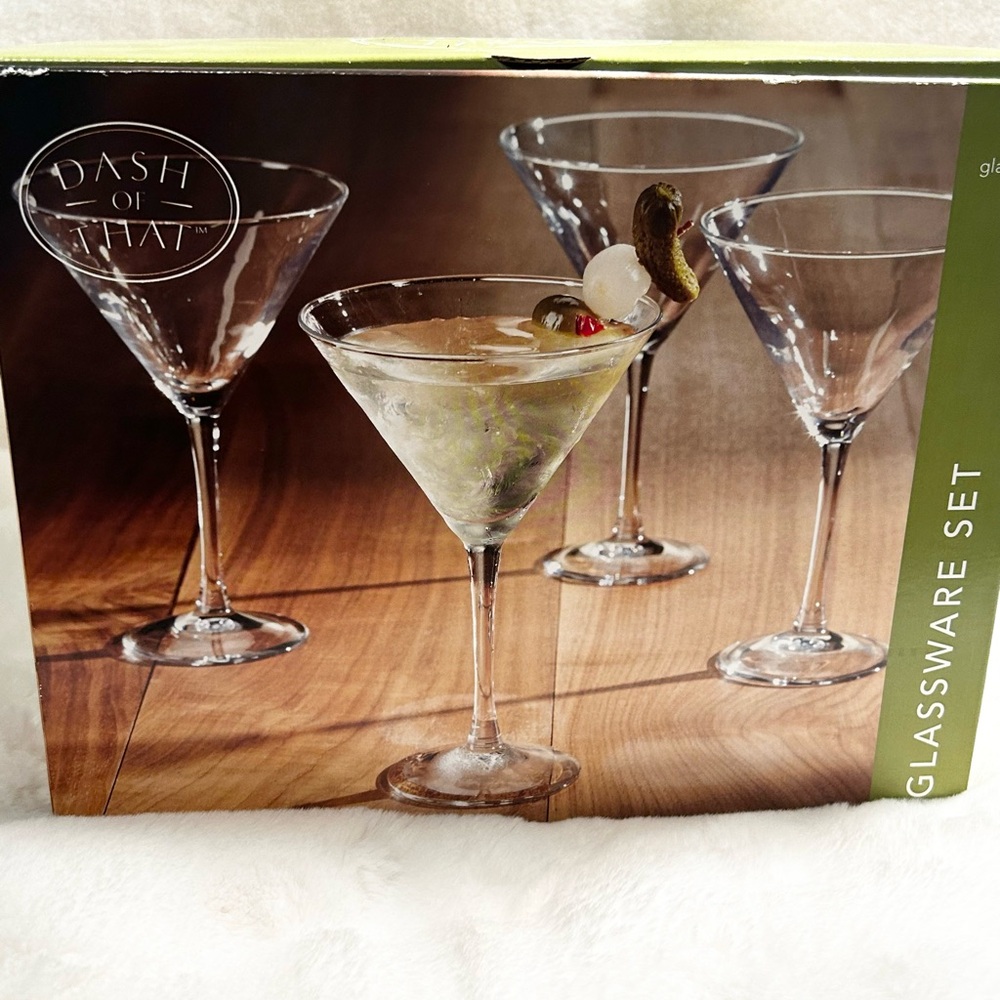 MARTINI GLASSWARE SET OF 4